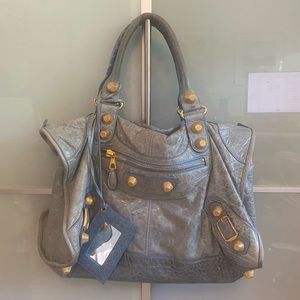 Balenciaga Paris city bay. Large. Authentic.